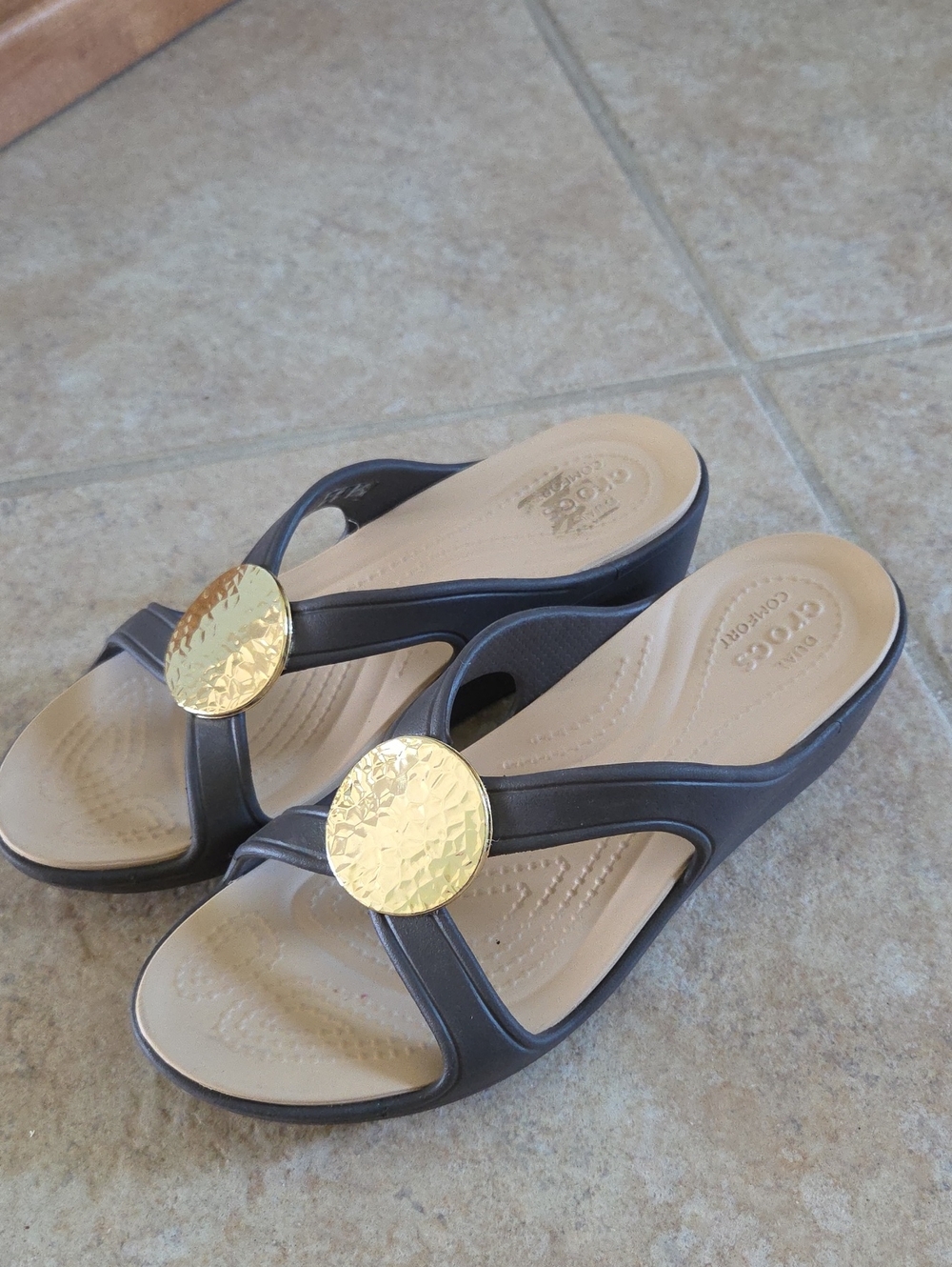 CROCS Dual Brown with Gold Medallion Sandals - Picture 3 of 9